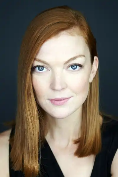 Emily Coutts headshot
