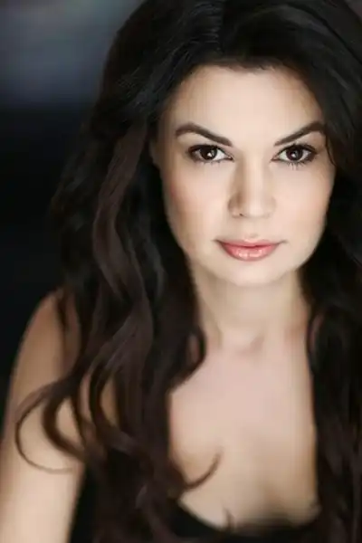 Jordana Largy headshot