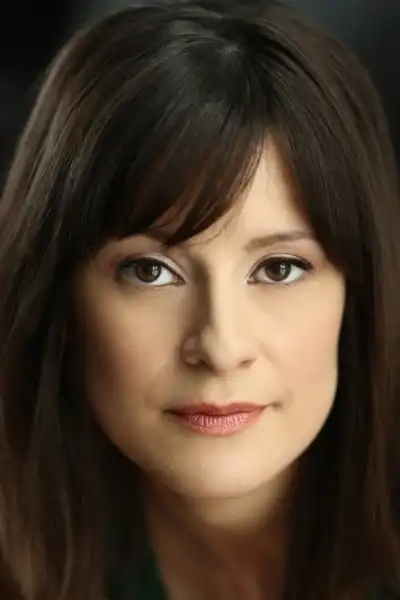 Tara Pratt headshot