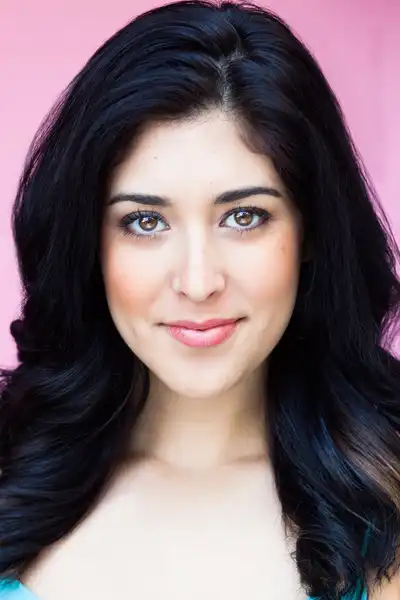Tara Joshi headshot