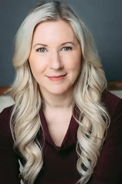 Liana Shannon headshot