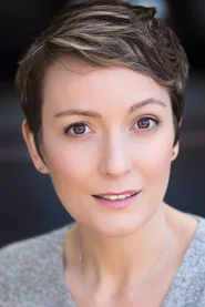 Natalie Moon headshot