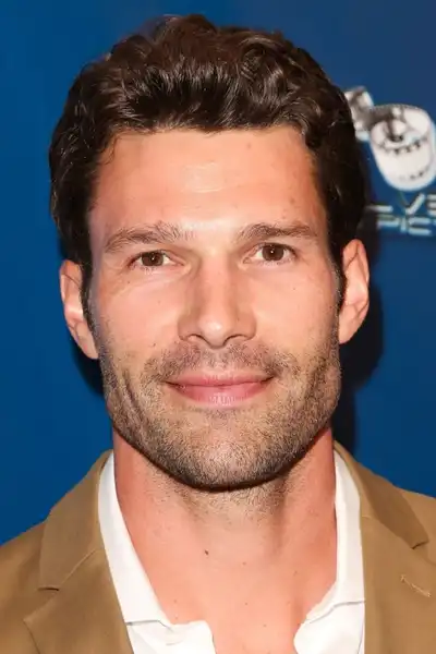 Aaron O'Connell headshot