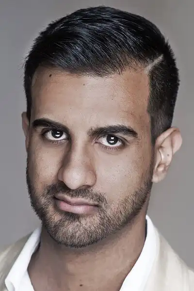 Farid Yazdani headshot