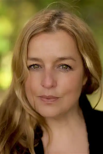 Deborah Wiseman headshot