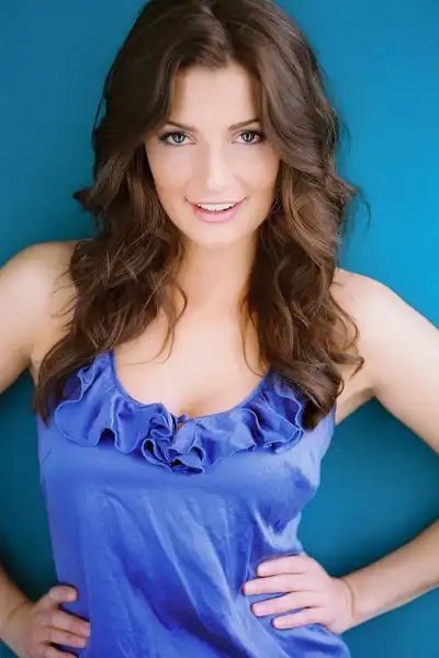 Jessica Phillips headshot