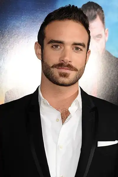 Joshua Sasse headshot