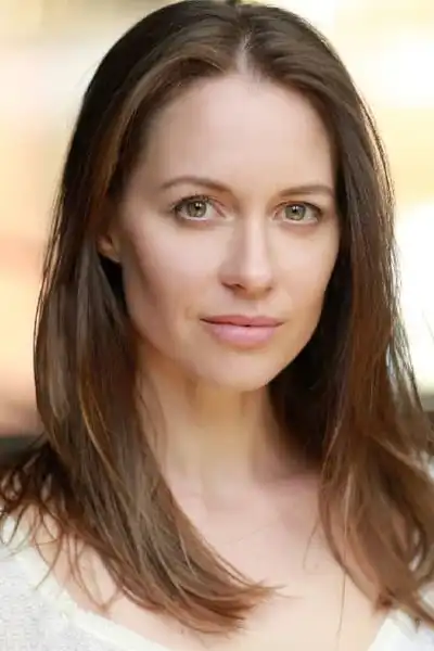 Kezia Burrows headshot