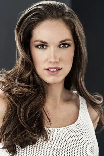 Lisa Chandler headshot