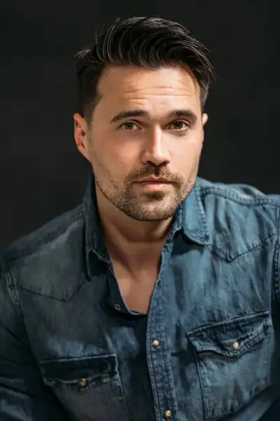Brett Dalton headshot