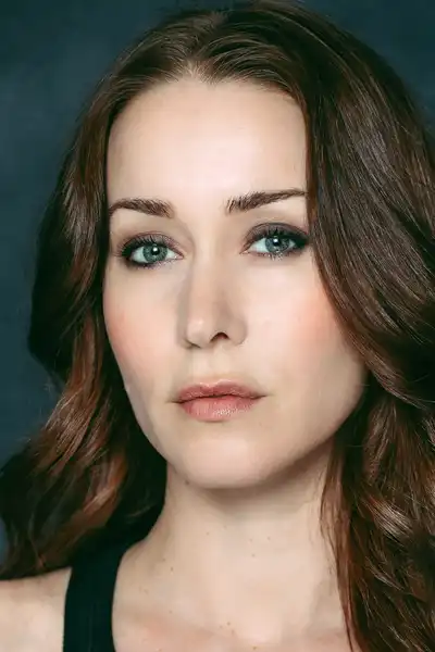 Hilary Jardine headshot