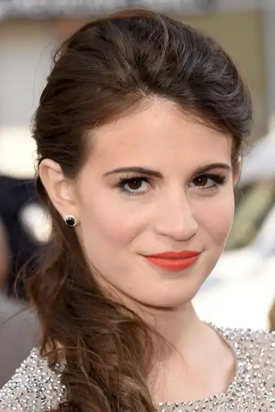Amelia Rose Blaire headshot