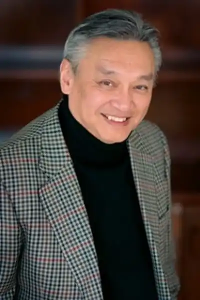 Vincent Cheng headshot