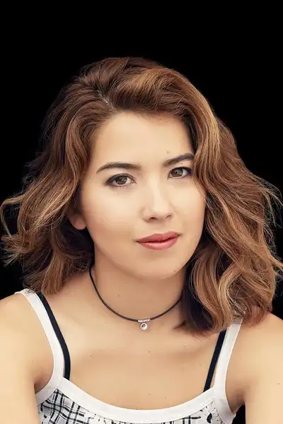 Nichole Sakura headshot