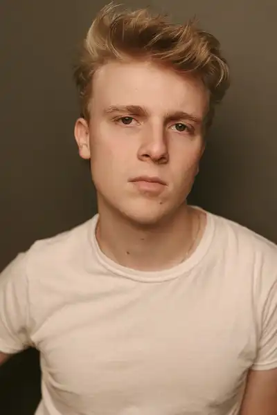 Miles Elliot headshot