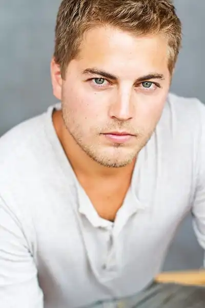 Edward Ruttle headshot