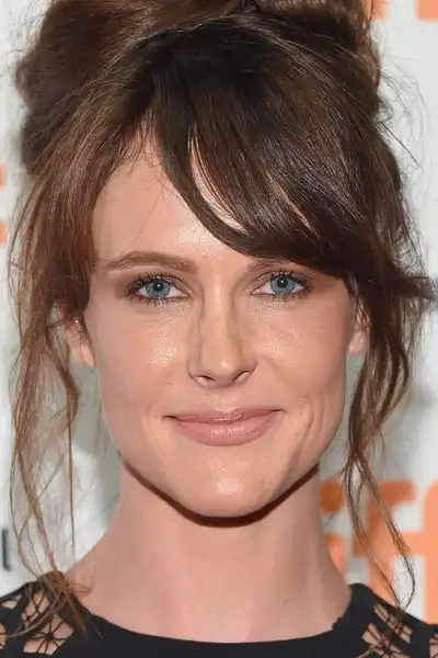 Carolina Bartczak headshot