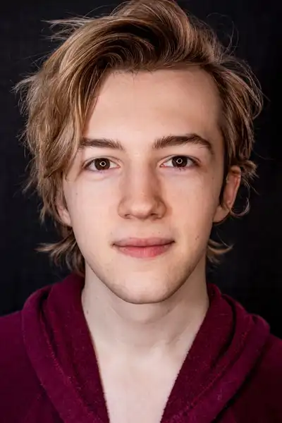 Seth Isaac Johnson headshot
