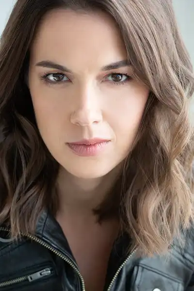 Jennifer De Lucia headshot