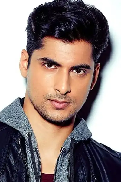 Rushi Kota headshot