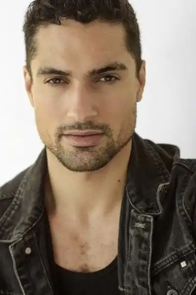 Darien Martin headshot