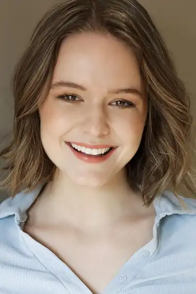Izabela Vidovic headshot