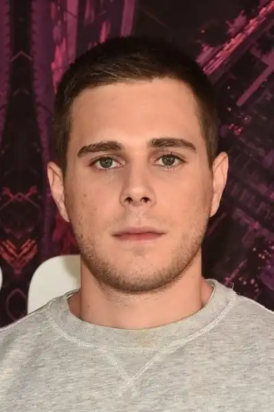 Jared Abrahamson headshot