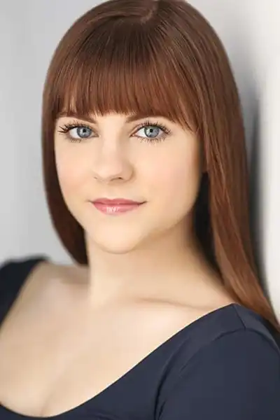 Chanelle Harquail-Ivsak headshot