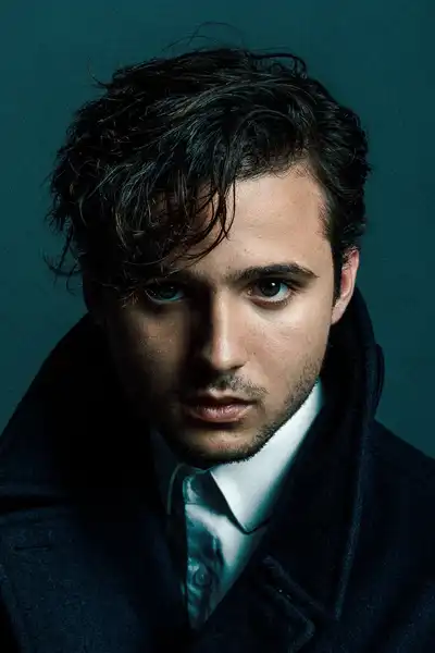 Dylan Schmid headshot