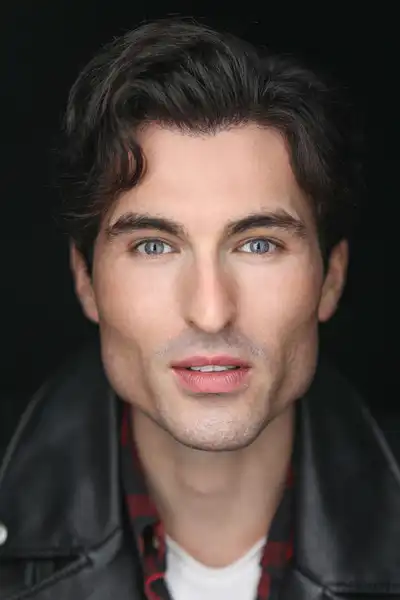 Sean Yves Lessard headshot