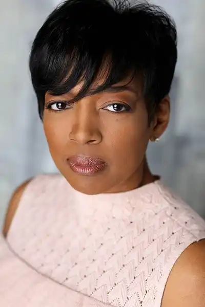 Schwanda Winston headshot