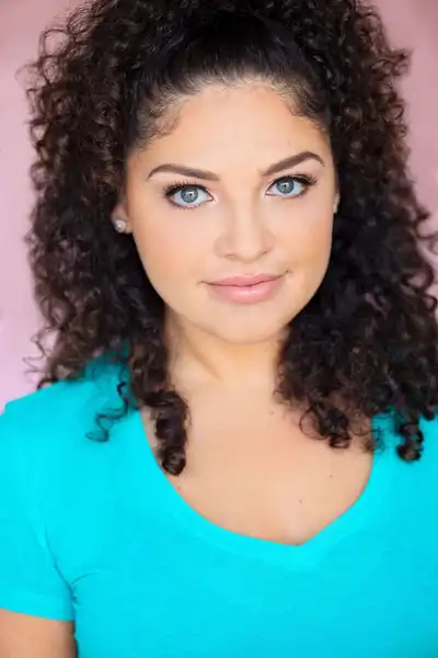 Aisha Duran headshot