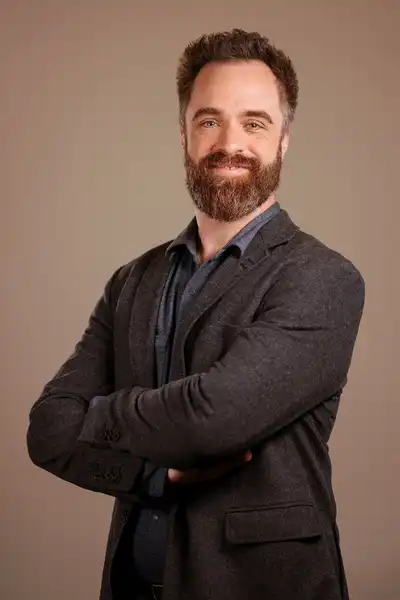 Mikel Hurwitz headshot