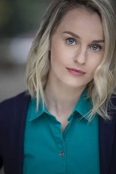 Betsy Graver headshot