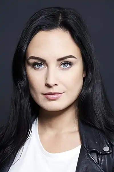 Amanda Thomson headshot