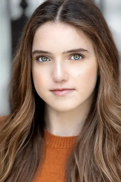 Joelle Better headshot