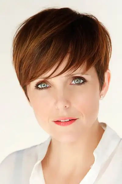 Alison Brooks headshot