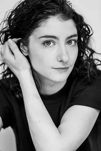 Mackenzie Cardwell headshot