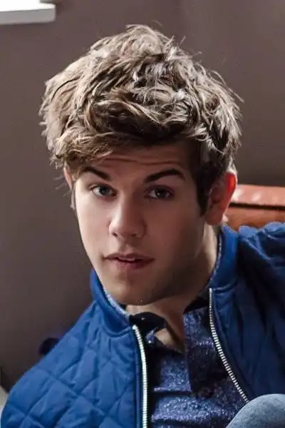 Andrew Herr headshot