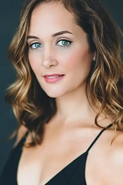 Jess Brown headshot