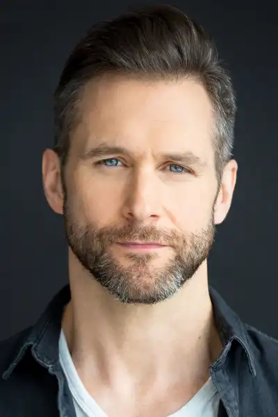 Matt Wells headshot
