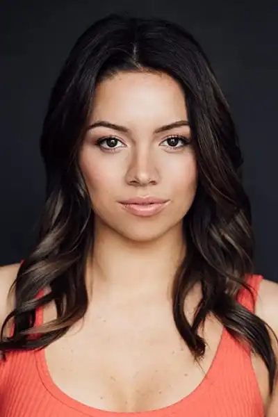 Samantha Gracie headshot