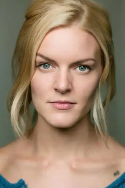 Alexandra Guelff headshot