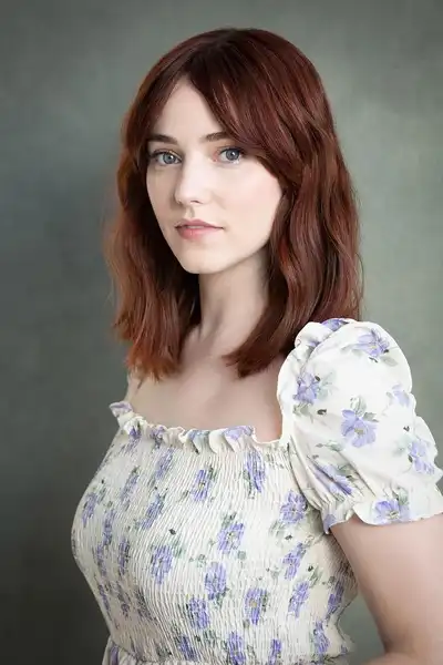 Kelly McNamee headshot