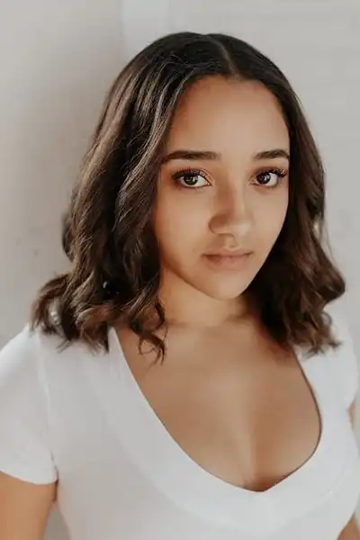 Verity Marks headshot