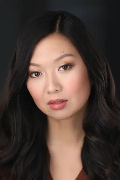Gelsea Mae headshot