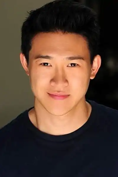 Cardi Wong headshot