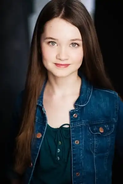 Alison Thornton headshot