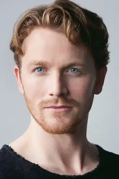Benjamin Sutherland headshot