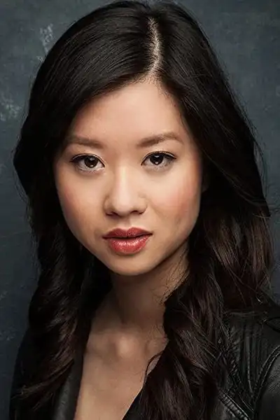 Tiffany Mo headshot
